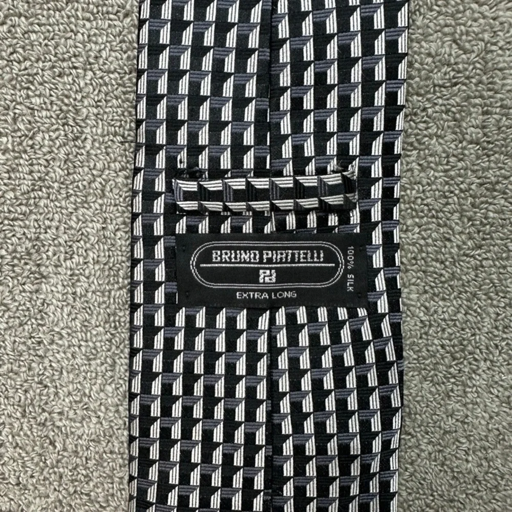 Bruno Piattelli Extra Long Silk Tie Black Grey Geometric 3D Pattern Made in USA